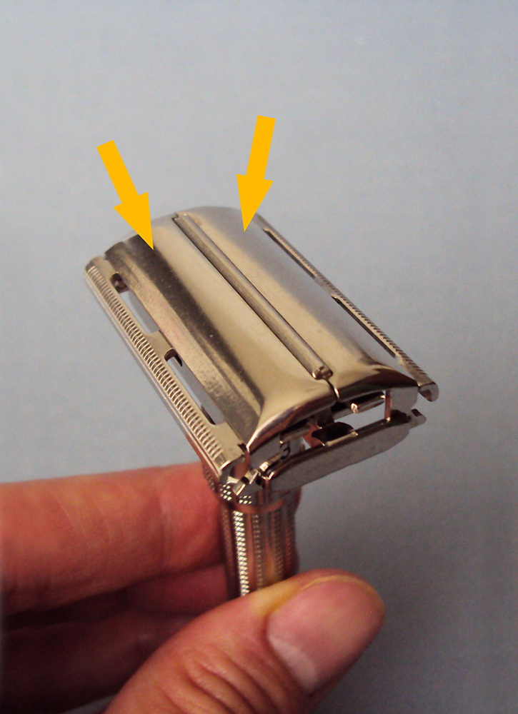 How to clean your safety razor